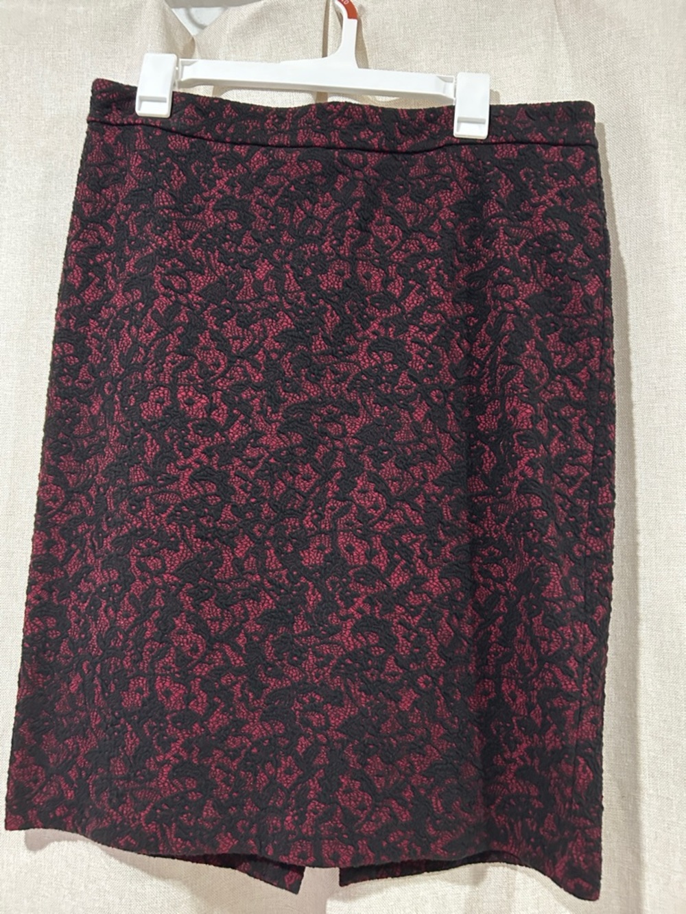 Michael Kors Black and Burgundy Jacquard Pencil Skirt
